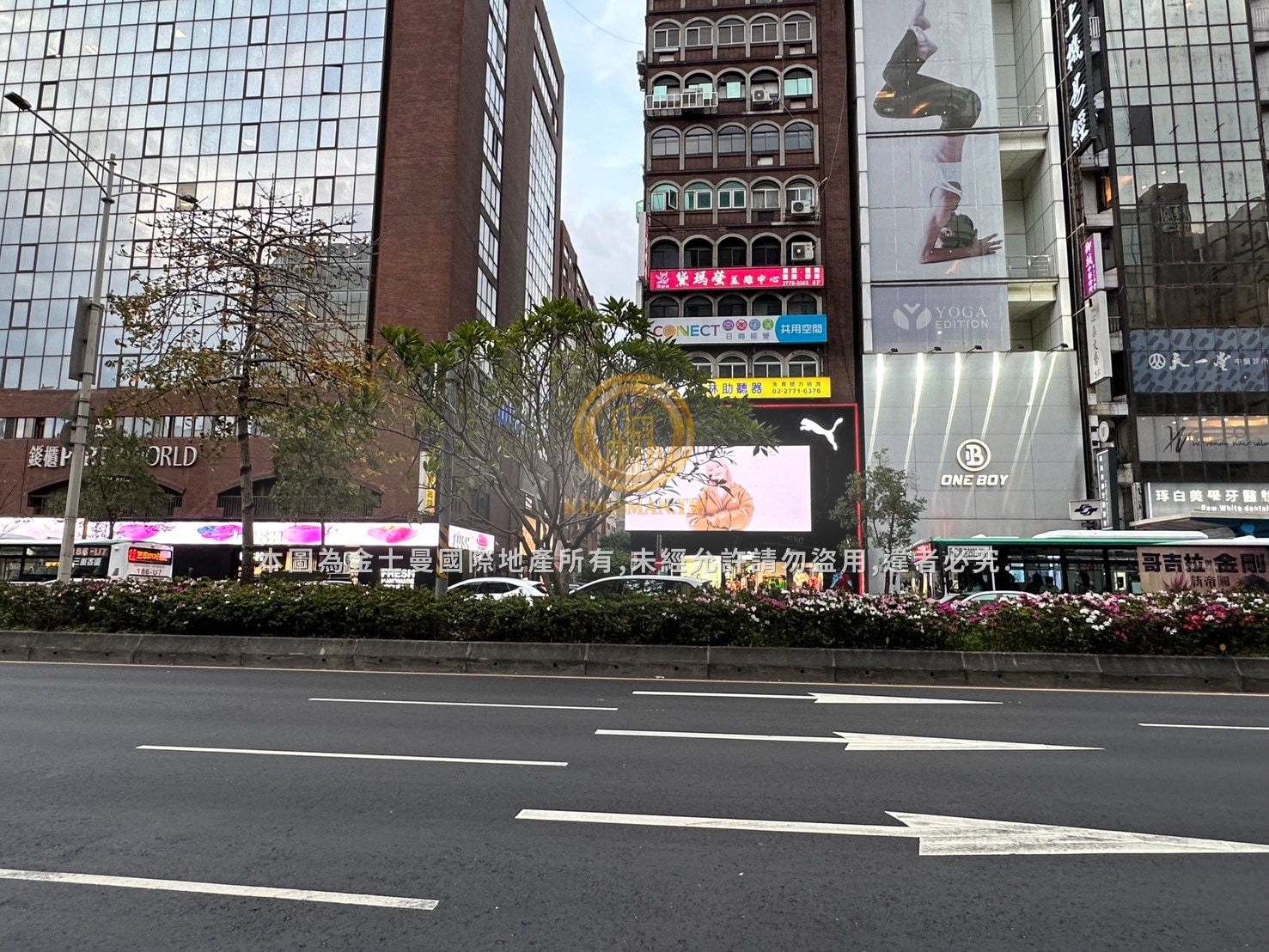 獨家專任!東區百坪商辦 -鑽金店面-大土地
